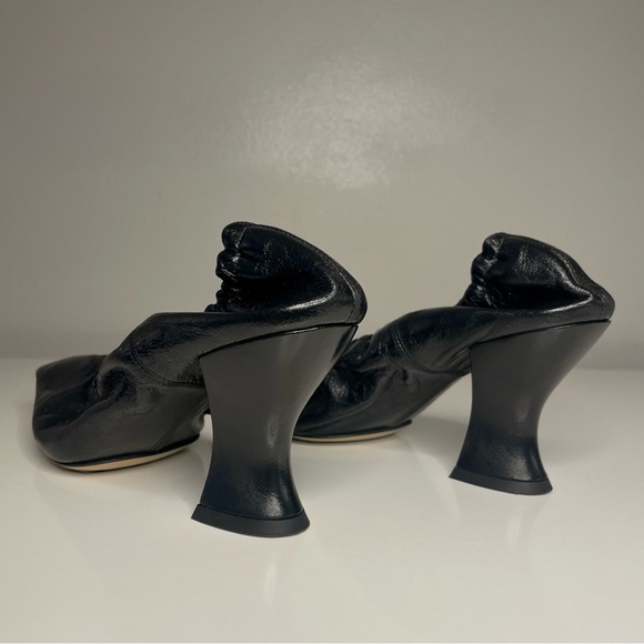 BOTTEGA VENETA Crushed Nappa Almond Pumps 70mm, Black - Picture 7 of 11